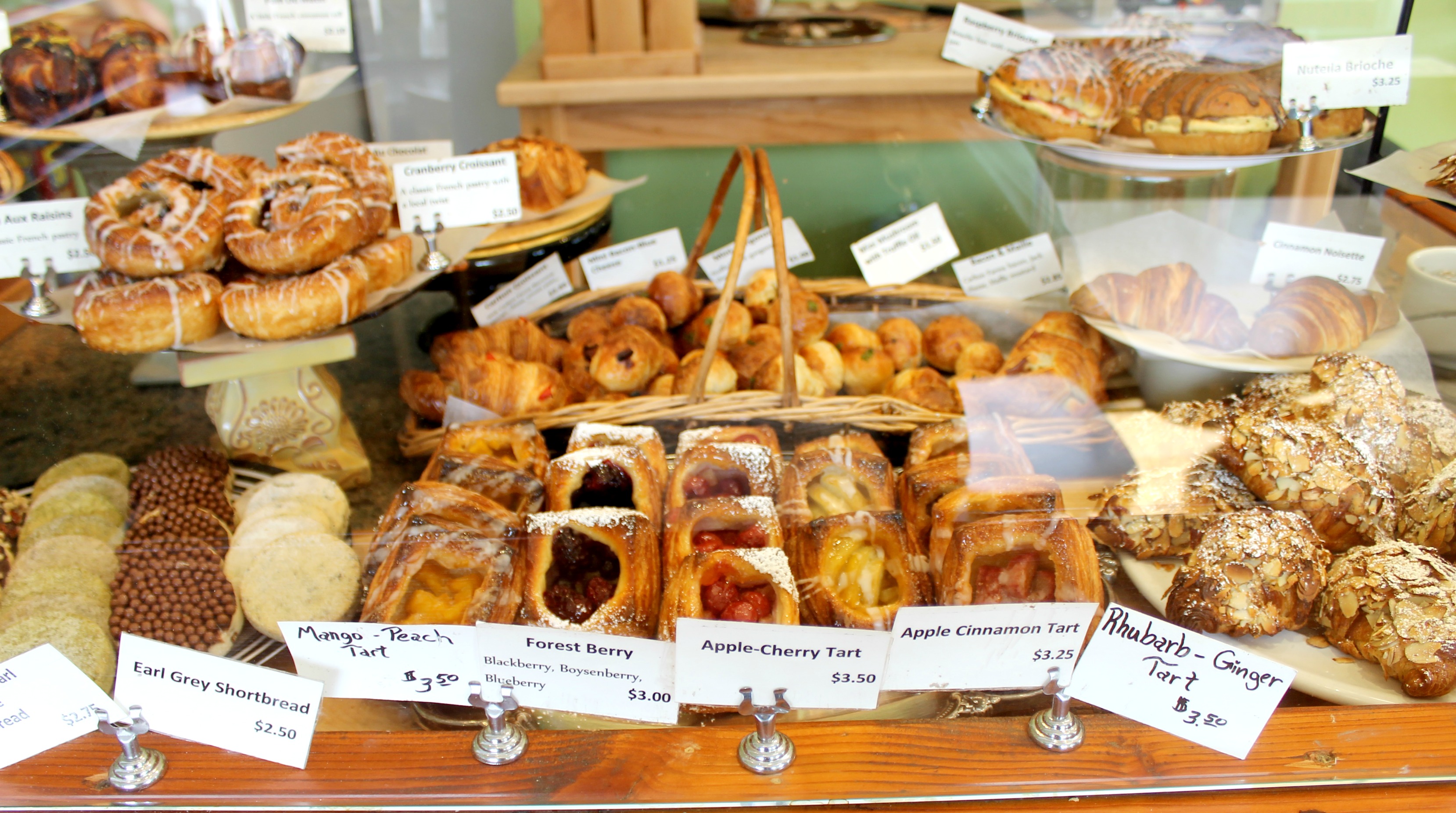 carlton bakery pastries