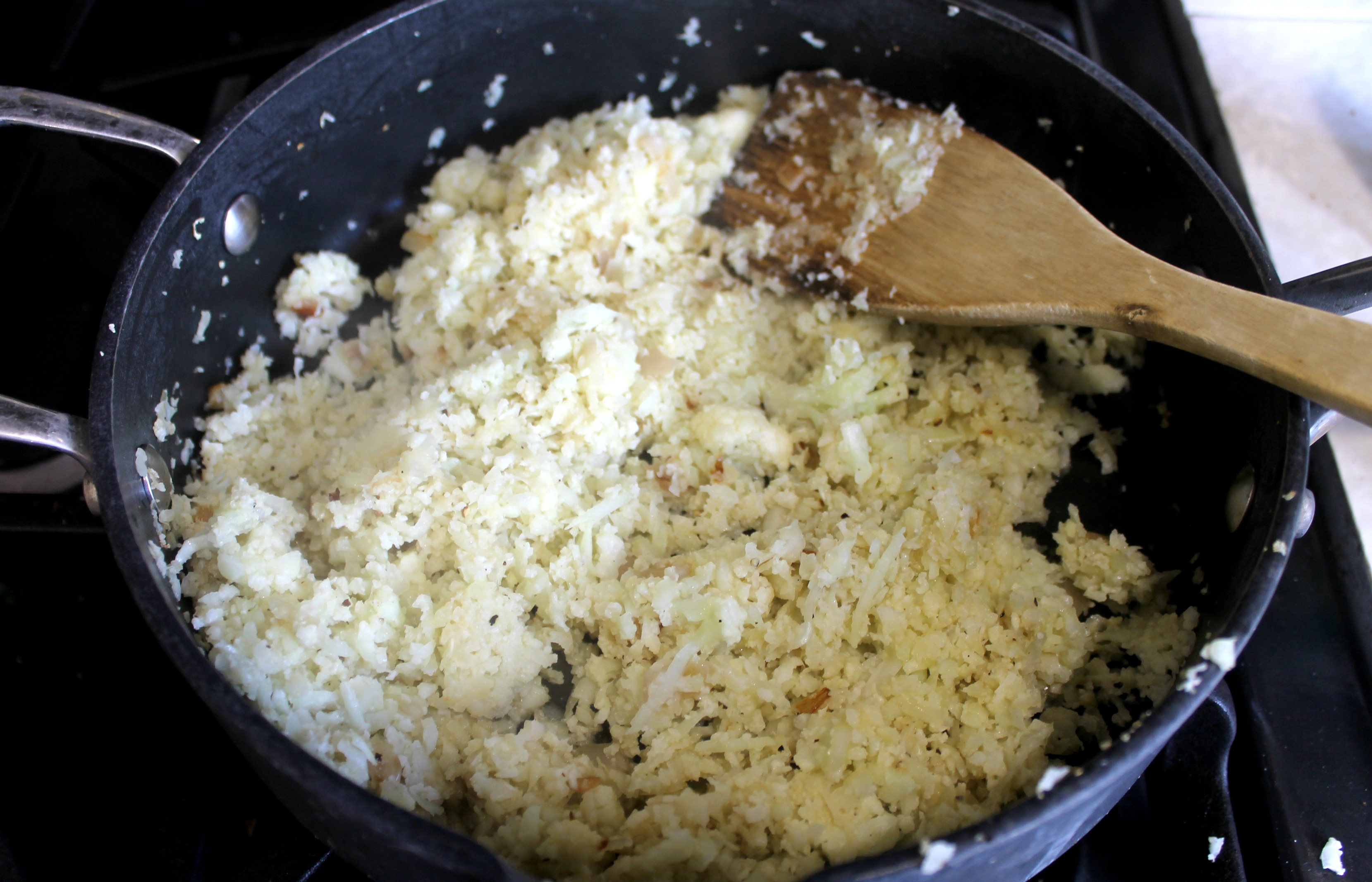 Easy Cauliflower Rice Pan